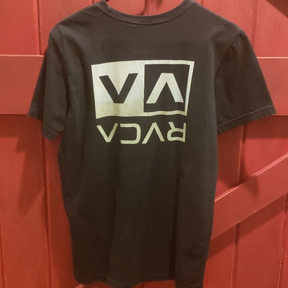 RVCA tshirt - Picture 3 of 3